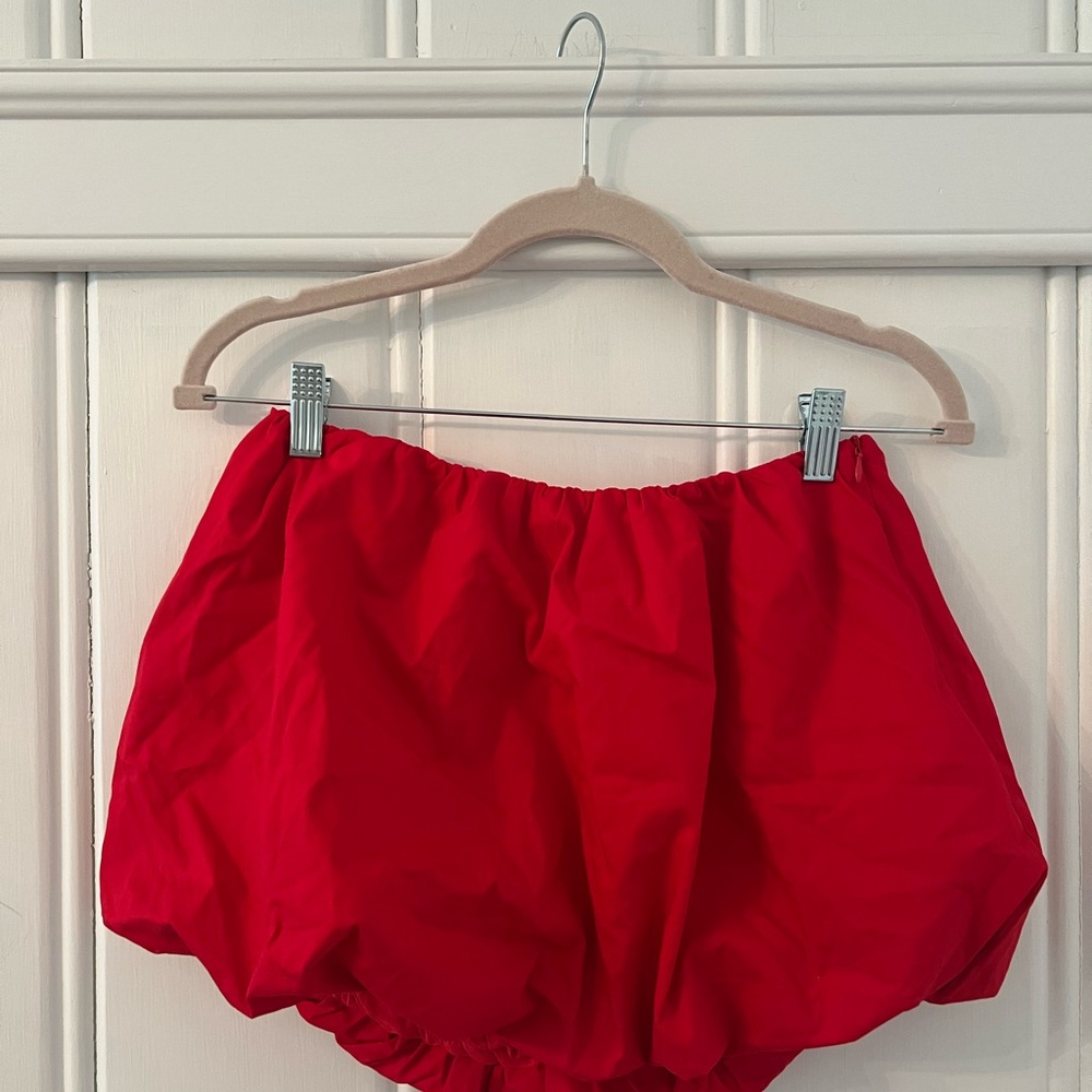 Red bubble skirt